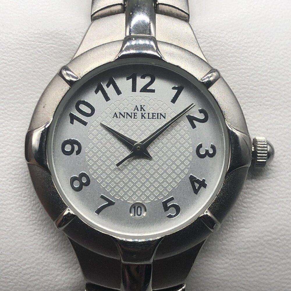 3/$30 Anne Klein Watch Women Silver Tone Round Dial 27MM Date Window New Battery